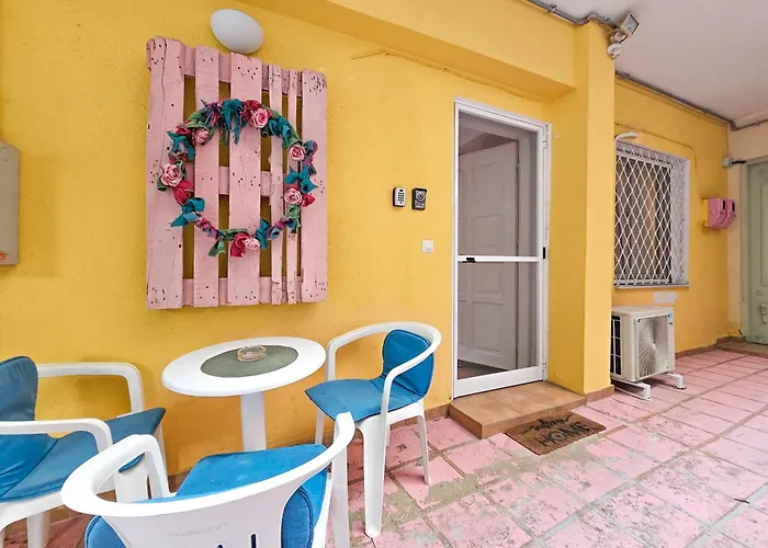 Katrin's House With Private Parking