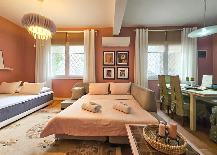 Katrin's House With Private Parking * 테살로니키