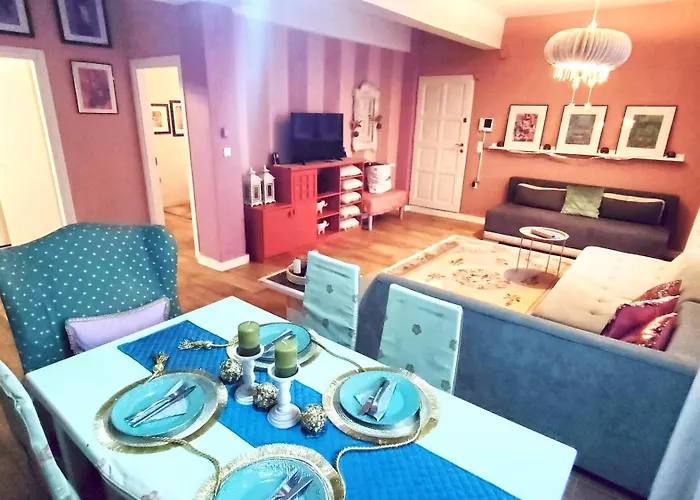 Katrin's House With Private Parking *