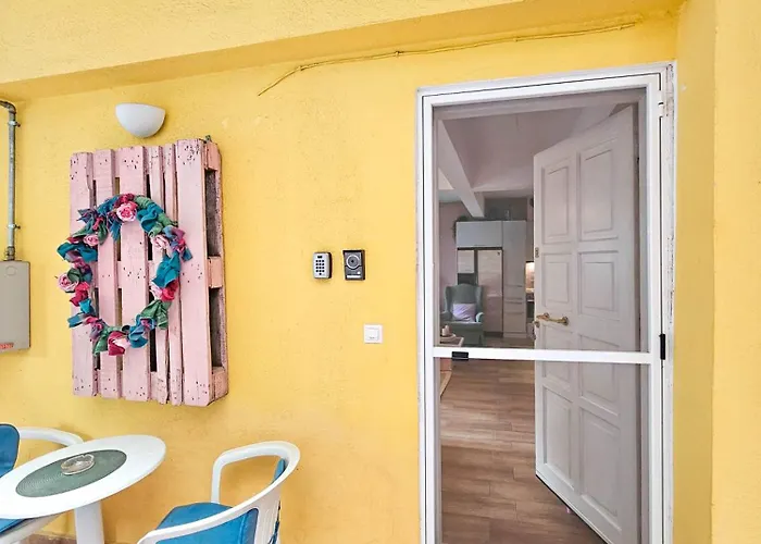 Katrin's House With Private Parking Apartmán Soluň