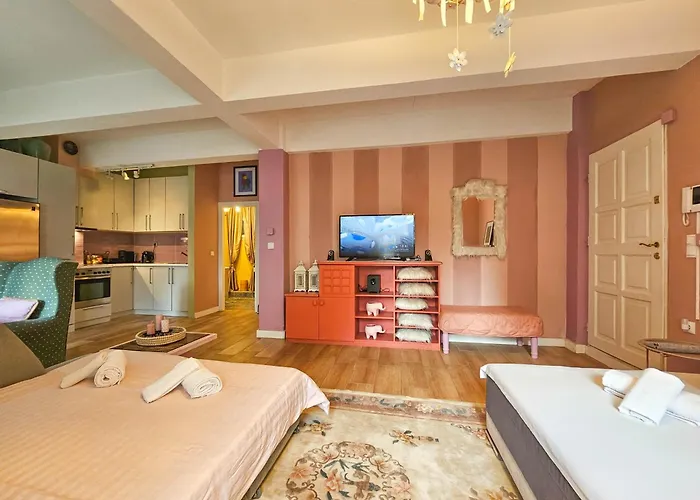 Katrin's House With Private Parking Apartamento Tesalónica