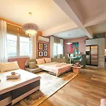 公寓 Katrin's House With Private Parking *