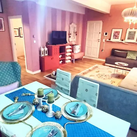 Katrin's House With Private Parking *