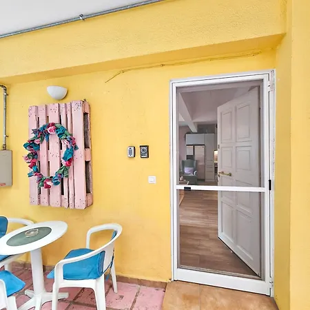 Katrin's House With Private Parking Апартаменты Салоники