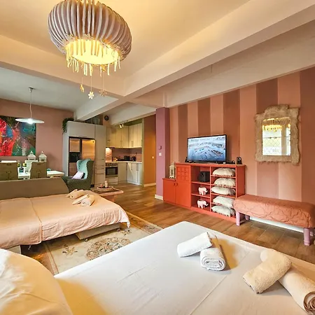 公寓 Katrin's House With Private Parking 塞萨洛尼基