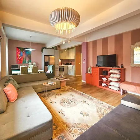 Апартаменты Katrin's House With Private Parking Салоники