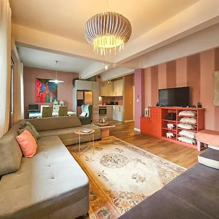 Katrin's House With Private Parking